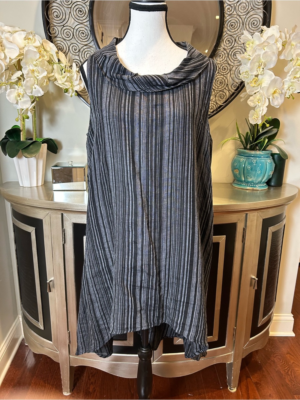 Chalet et Ceci Women's Sleeveless linen Striped Cowl Neck hi-low Top - Black